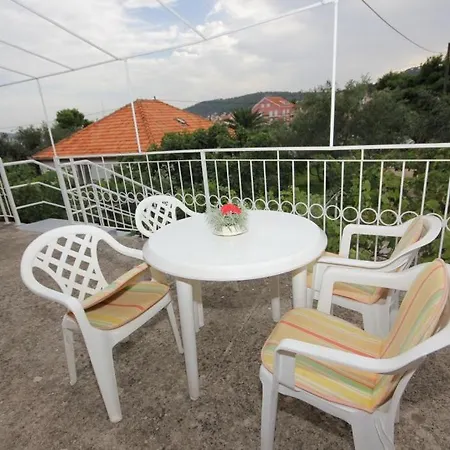 Apartments By The Sea Poljana, Ugljan - 8505 *